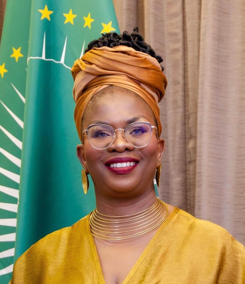 S.E. Mme Lerato Mataboge